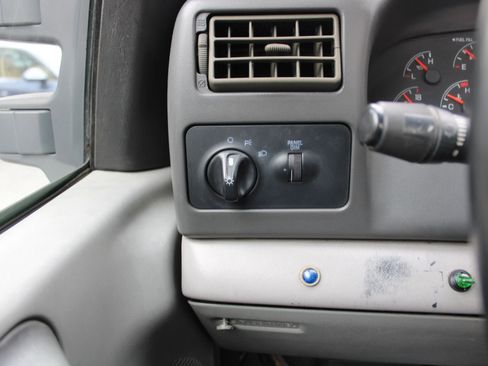 Used 1999 Ford F450 XLT image 18