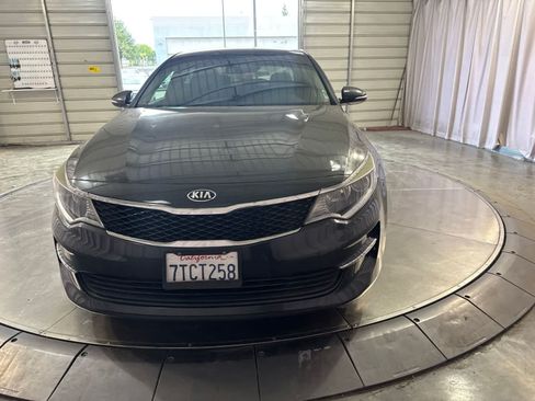 Used 2016 Kia Optima LX w/ Option Group 014 FWD image 2