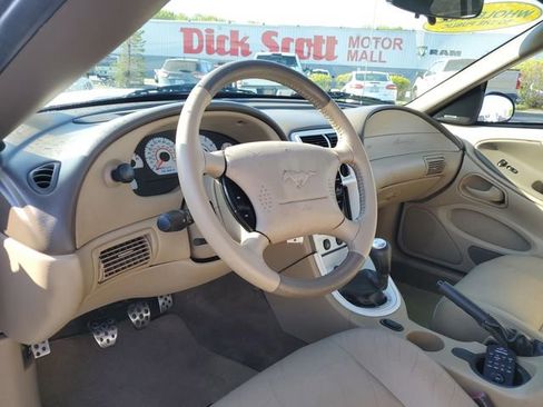 Used 2004 Ford Mustang GT RWD image 12