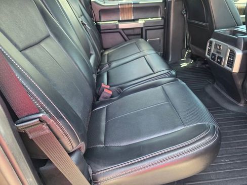 Used 2018 Ford F150 Lariat w/ Equipment Group 502A Luxury AWD/4WD image 14