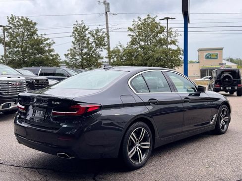 Used 2023 BMW 530i xDrive w/ Premium Package AWD/4WD image 6