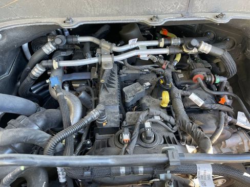 Used 2024 Ford Explorer XLT w/ Equipment Group 202A image 33