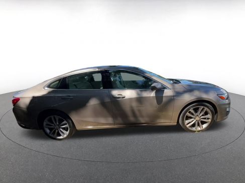 Used 2024 Chevrolet Malibu LT image 16