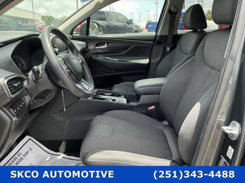 Used 2019 Hyundai Santa Fe SE FWD image 11