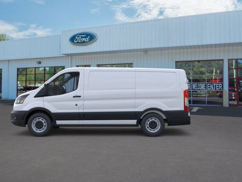 New 2025 Ford Transit 250 Base image 3