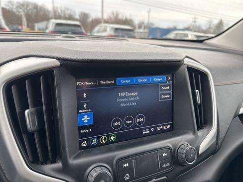 Used 2021 GMC Terrain SLT image 14