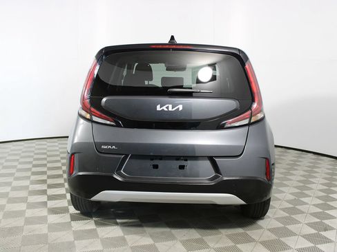 Used 2023 Kia Soul LX w/ Option Group 015 FWD image 27