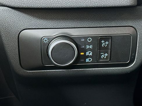 Used 2025 Ford Escape Active image 17