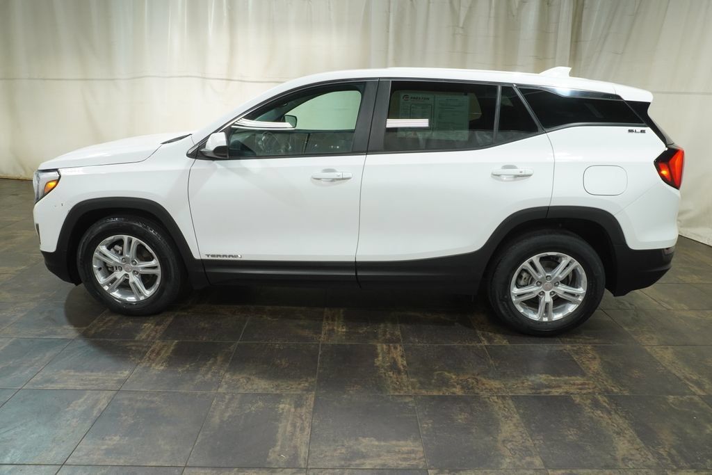 Used 2021 GMC Terrain SLE FWD image 7