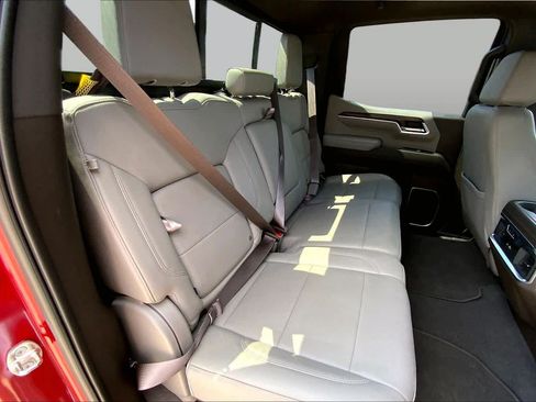Used 2022 GMC Sierra 1500 SLT w/ SLT Premium Plus Package AWD/4WD image 19
