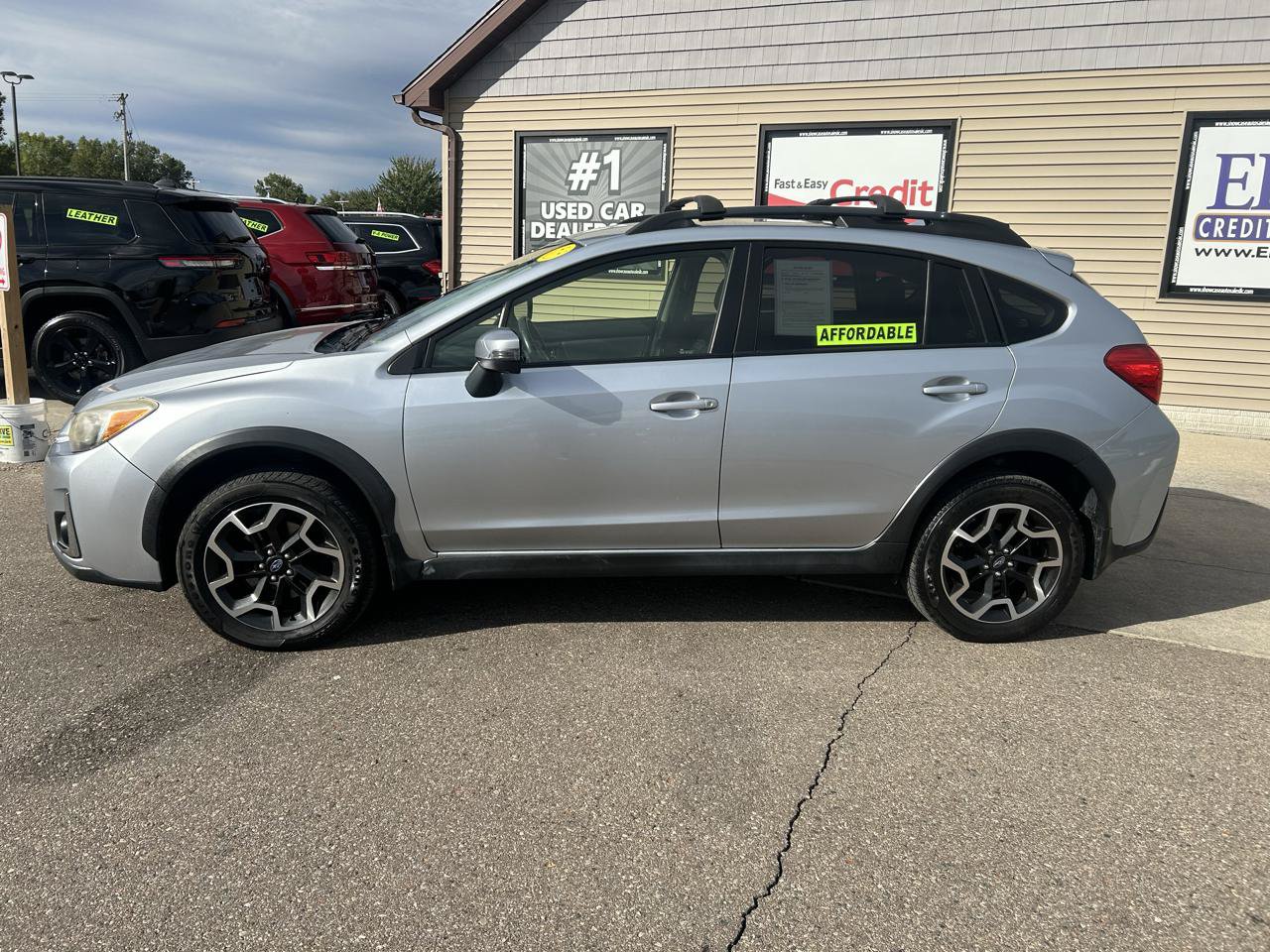 Used 2017 Subaru Crosstrek 2.0i Limited AWD/4WD image 8