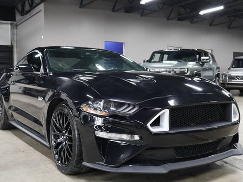 Used 2019 Ford Mustang GT Premium w/ GT Performance Package RWD image 7