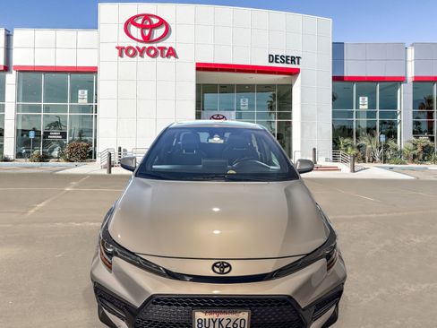 Certified 2021 Toyota Corolla SE w/ Carpet Mat Package (TMS) image 2