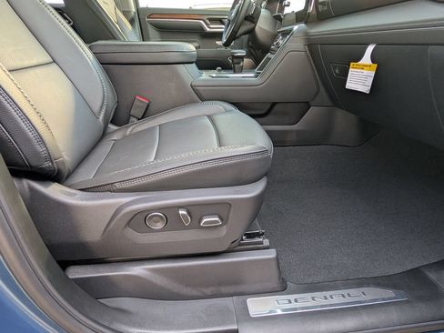 Used 2026 GMC Sierra 1500 Denali AWD/4WD image 28