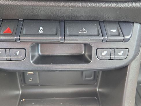 Used 2016 Chevrolet Colorado LT w/ Luxury Package, Chrome AWD/4WD image 20