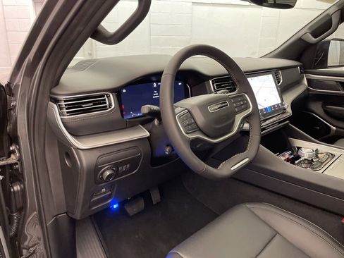 New 2026 Jeep Grand Wagoneer L Limited image 19