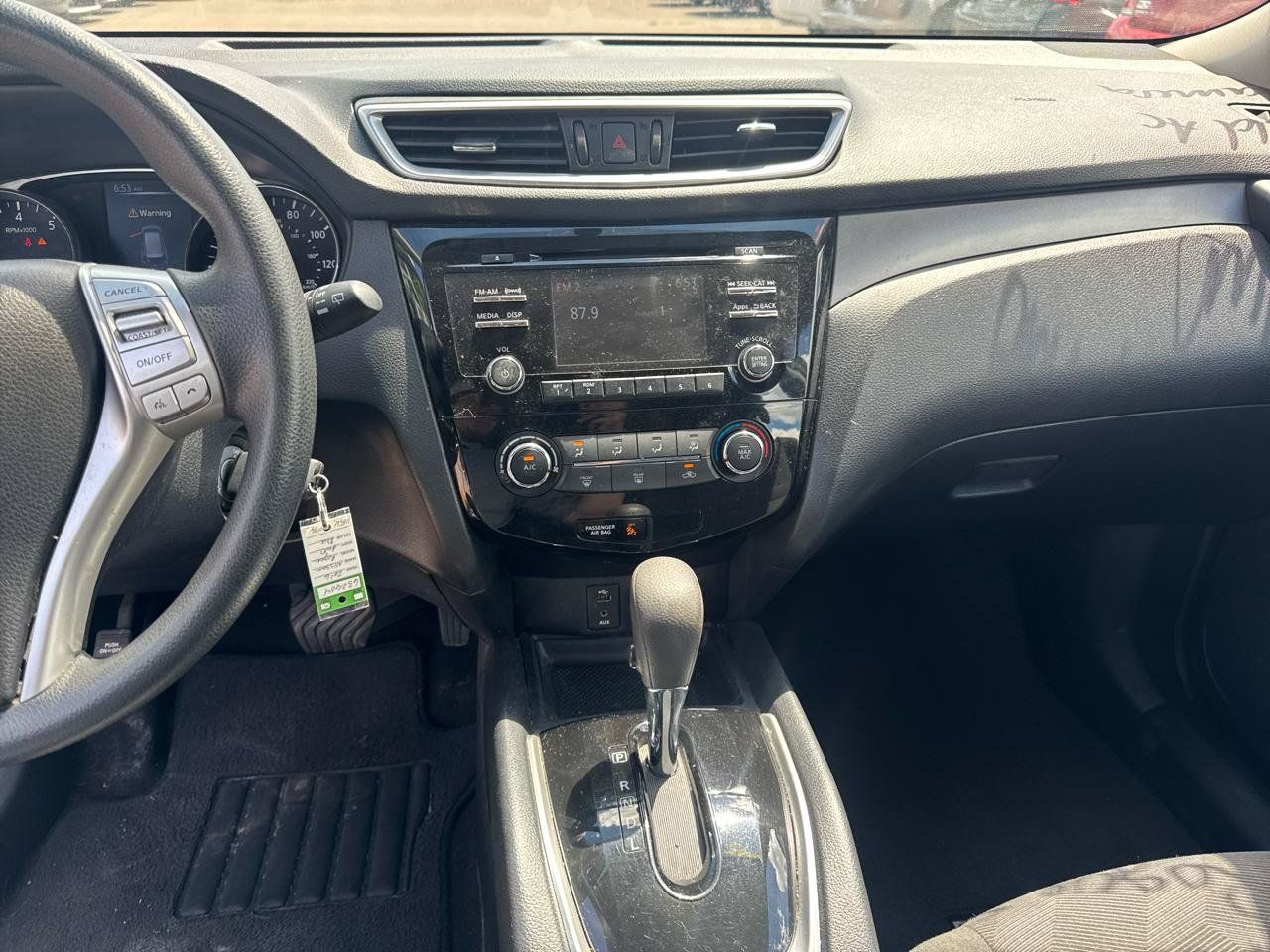 Used 2016 Nissan Rogue S AWD/4WD image 10