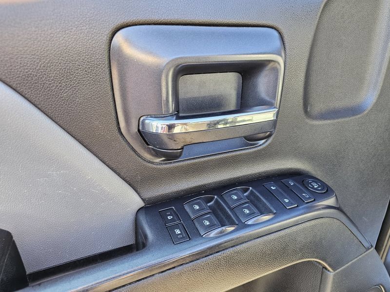 Used 2017 GMC Sierra 2500 4x4 Crew Cab image 20