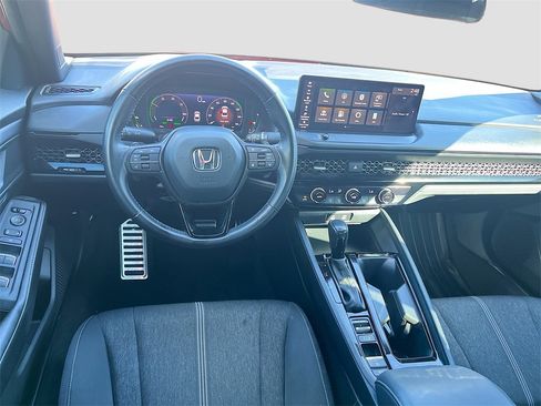 Used 2023 Honda Accord Sport image 21