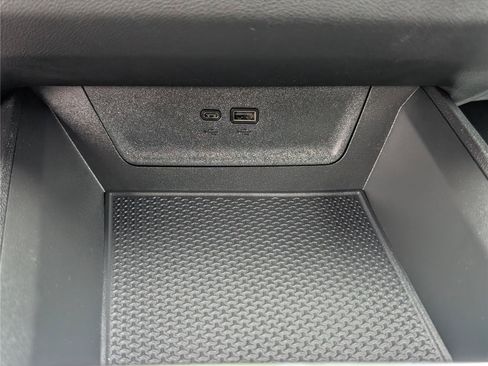 Used 2025 Chevrolet Equinox LT AWD/4WD image 24