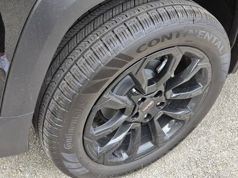 New 2027 GMC Terrain Elevation w/ Elevation Premium Package FWD image 7