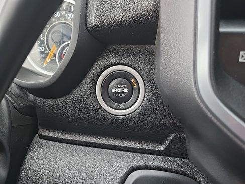 Used 2021 RAM 2500 Big Horn image 53