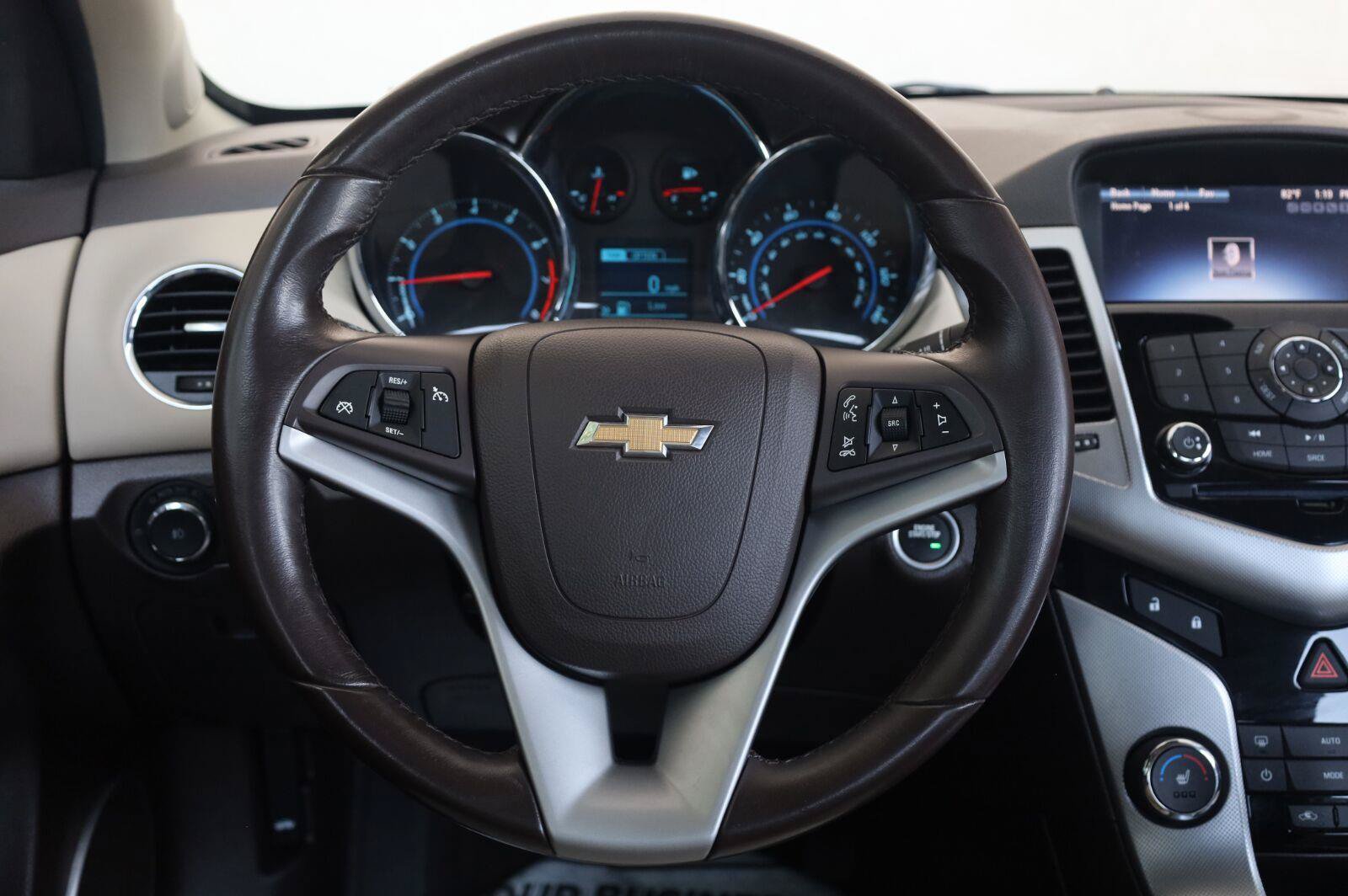 Used 2014 Chevrolet Cruze LTZ w/ Sun, Sound and Sport Package FWD image 32