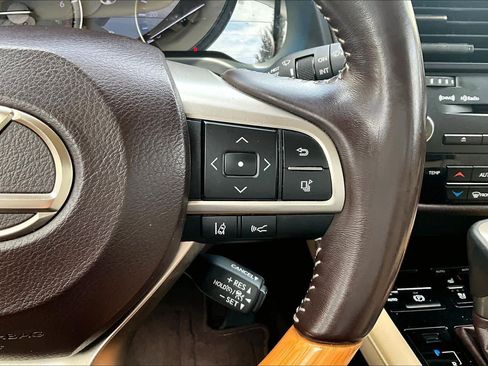 Used 2019 Lexus RX 350L FWD image 23