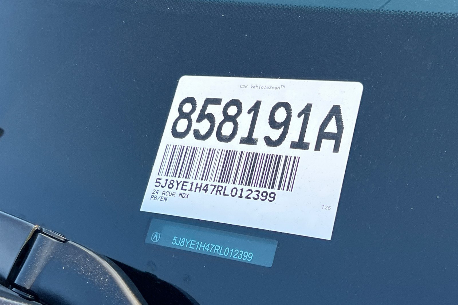 Used 2024 Acura MDX w/ Technology Package AWD/4WD image 3