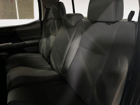 Used 2021 Toyota Tacoma SR5 image 18