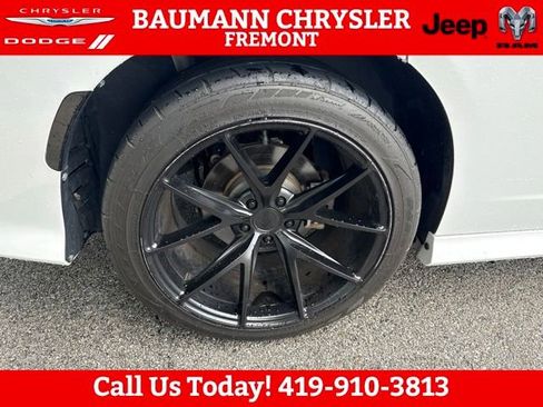 Used 2018 Dodge Charger R/T RWD image 11