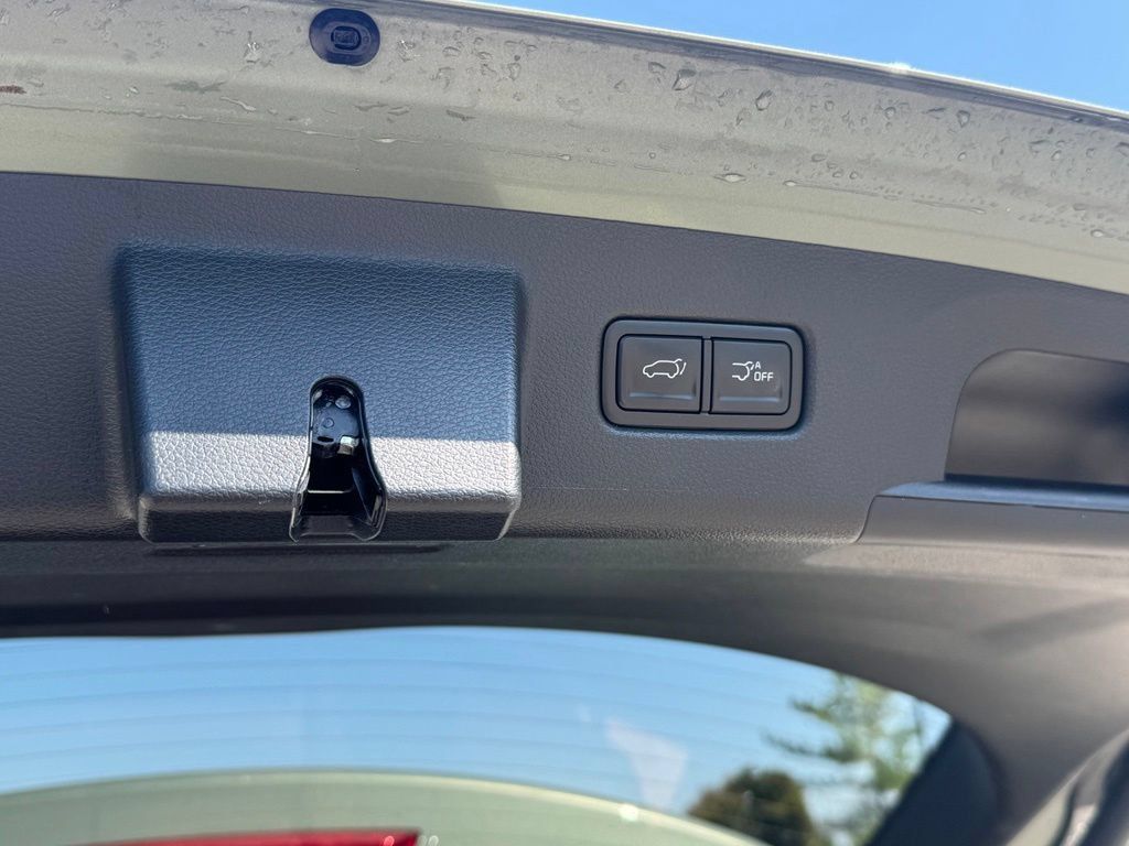 Used 2024 Kia Telluride EX X-Line AWD/4WD image 17