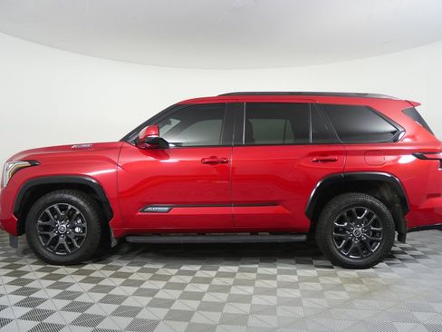 Used 2023 Toyota Sequoia SR5 image 6