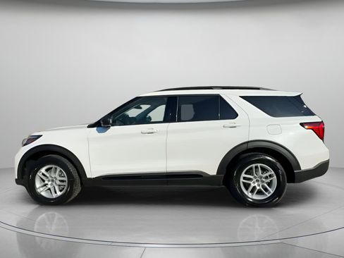 New 2026 Ford Explorer Active image 16