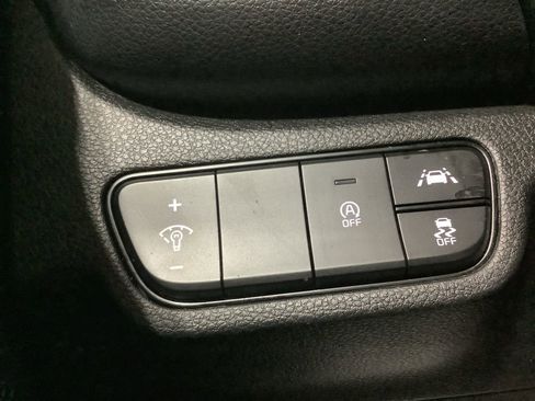 Used 2023 Kia Seltos SX w/ SX Sunroof Package image 22