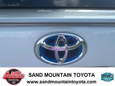 Used 2024 Toyota RAV4 XSE AWD/4WD image 11