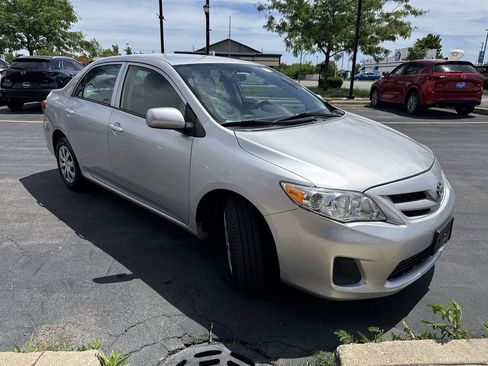 Used 2012 Toyota Corolla L FWD image 5