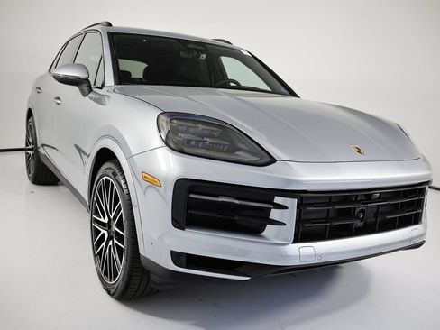 New 2026 Porsche Cayenne S AWD/4WD image 9