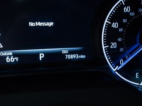 Used 2021 Toyota Venza XLE w/ Softex Package image 17