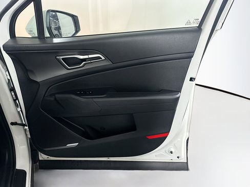 Used 2026 Kia Sportage LX image 30