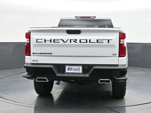 New 2026 Chevrolet Silverado 1500 LT Trail Boss w/ LPO, Dark Essentials Package image 11