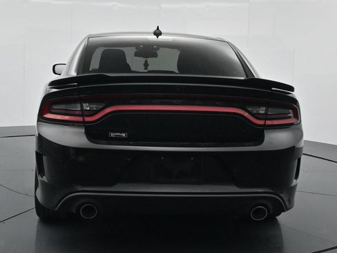 Used 2022 Dodge Charger R/T w/ Blacktop Package RWD image 5