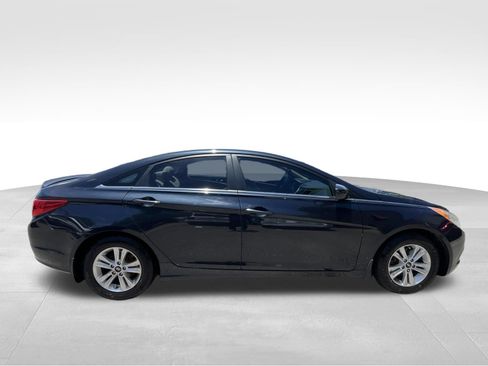 Used 2013 Hyundai Sonata GLS w/ Popular Equipment Pkg FWD image 4