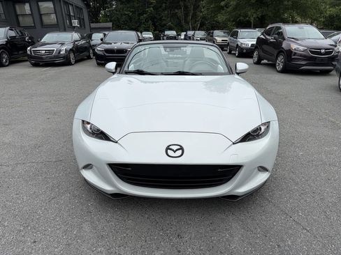 Used 2016 MAZDA MX-5 Miata Grand Touring RWD image 8