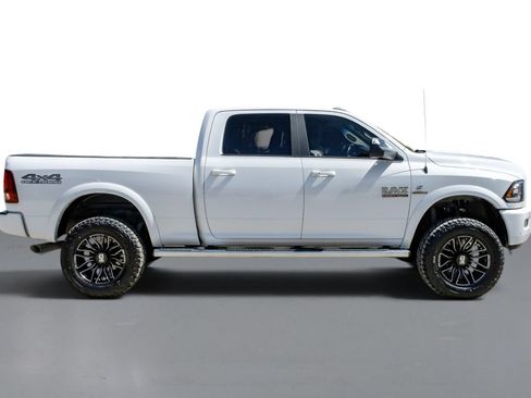 Used 2018 RAM 2500 Laramie w/ Sport Appearance Group AWD/4WD image 6