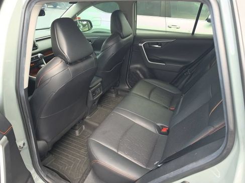 Used 2021 Toyota RAV4 Adventure w/ Convenience Package AWD/4WD image 9