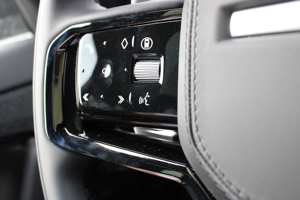 New 2026 Land Rover Range Rover Sport Dynamic SE AWD/4WD image 29