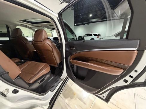 Used 2018 Acura MDX SH-AWD w/ Advance Package image 11
