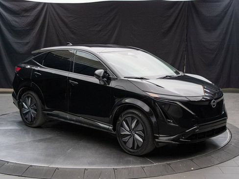 Used 2024 Nissan Ariya AWD image 2