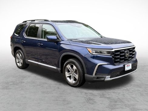 Used 2023 Honda Pilot EX-L image 3